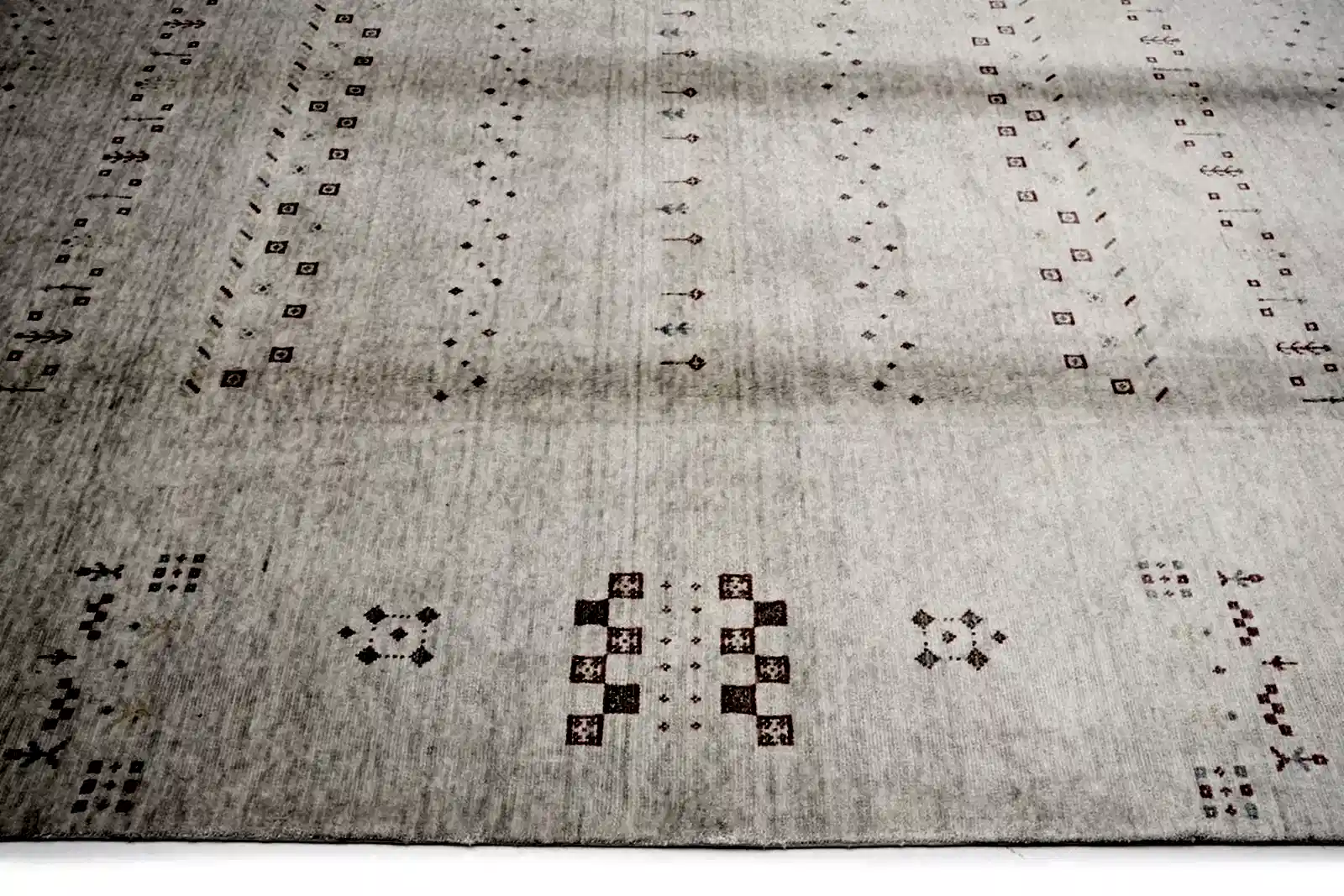 Öğretmenler Halı Zara Serisi Otantik Desenli Özel Tezgah Halısı ÖDEZ467